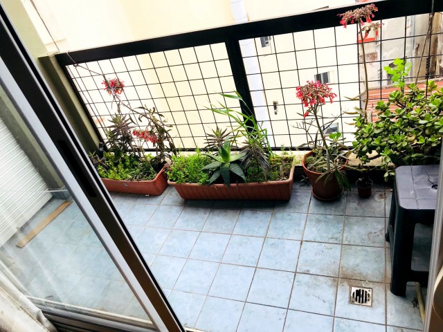 BALCON A PUMON DE MANZANA