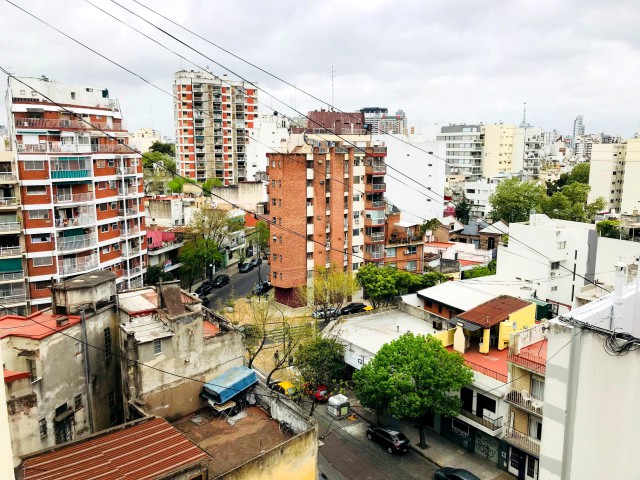 VISTA COMPLETAMENTE ABIERTA A PULMON DE MANZANA