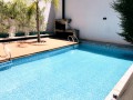PISCINA Y PARRILLA